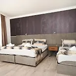 Kispet Deluxe Hotels&suites Szálloda Oberhausen