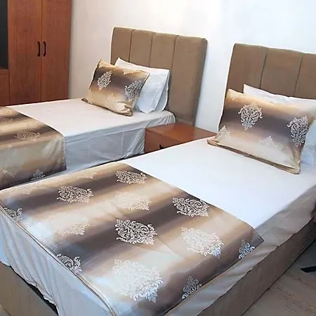 מלון Kispet Deluxe Hotels&suites *