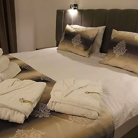 Kispet Deluxe Hotels&suites מלון *