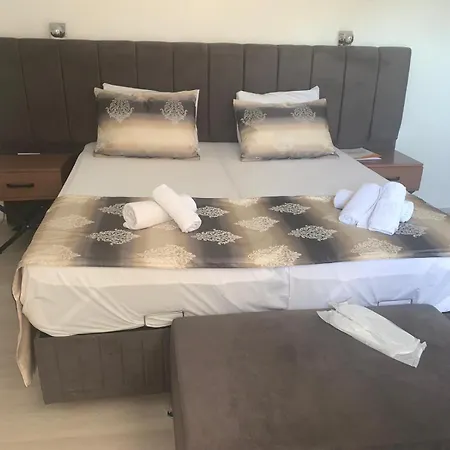 Kispet Deluxe Hotels&suites ホテル